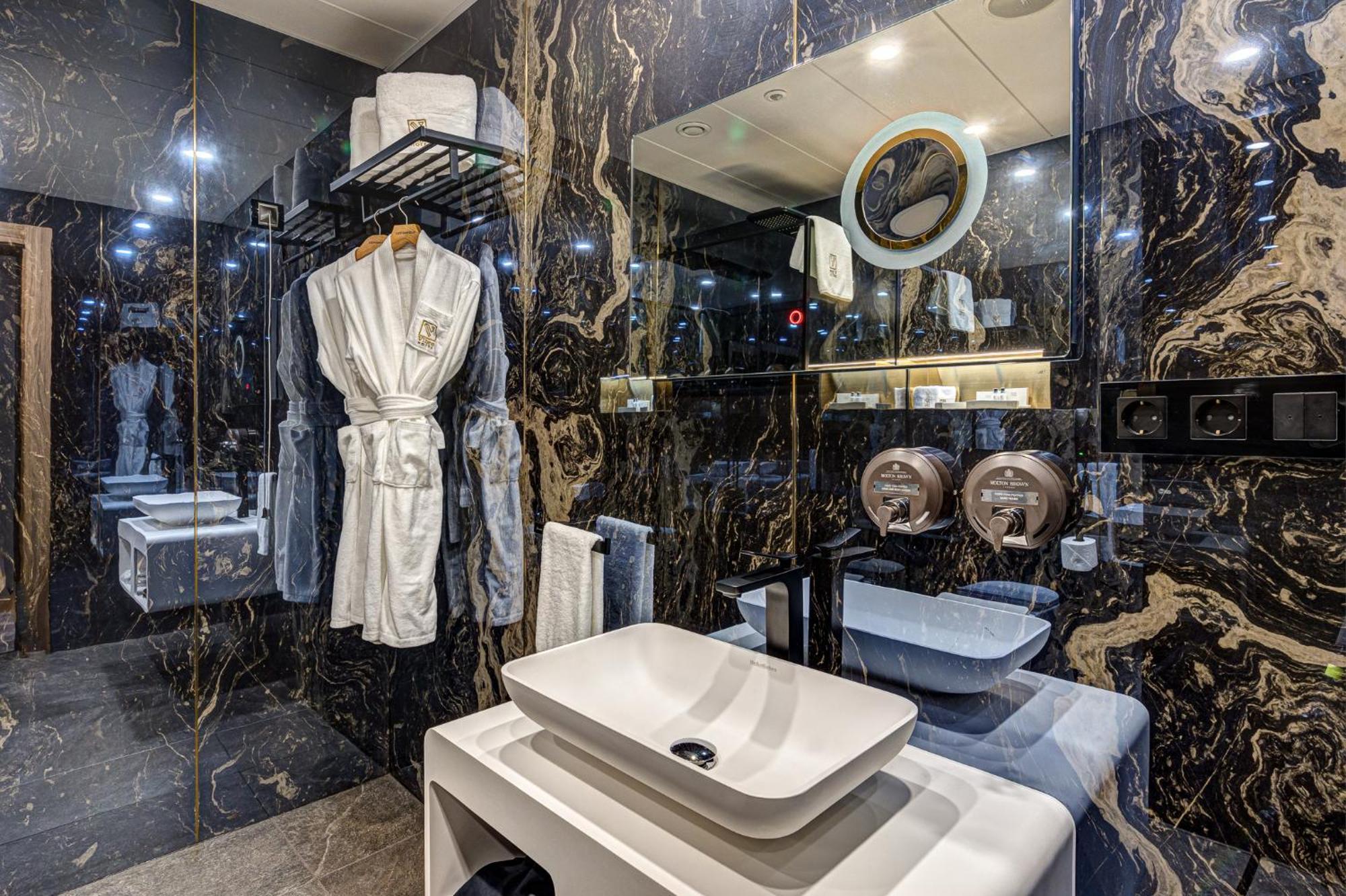Vibre Hotel